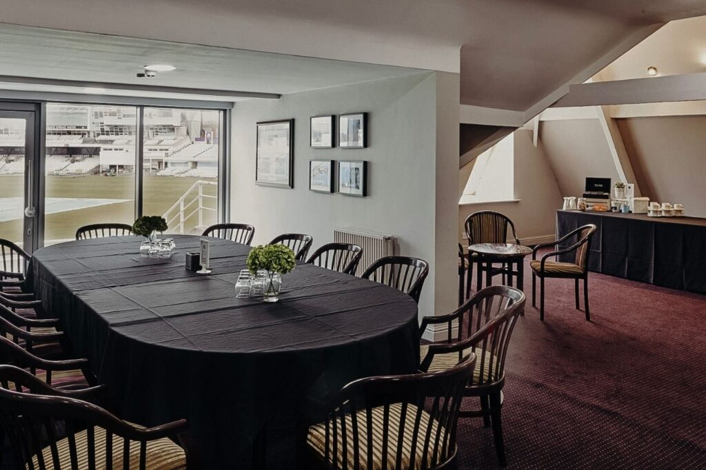 Package-image- president-suite-headingley-internationals