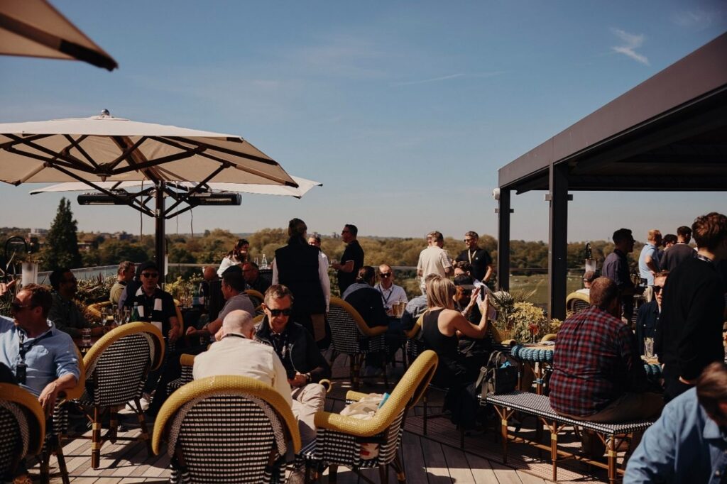 Package-image-fulham-sky-deck