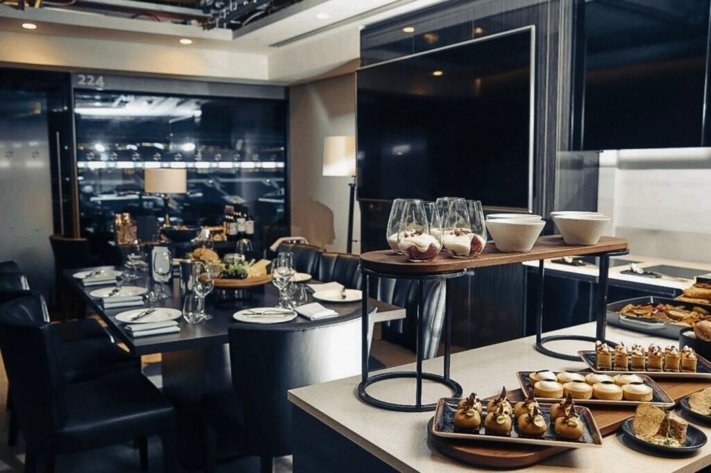 Package-image-sideline-suites