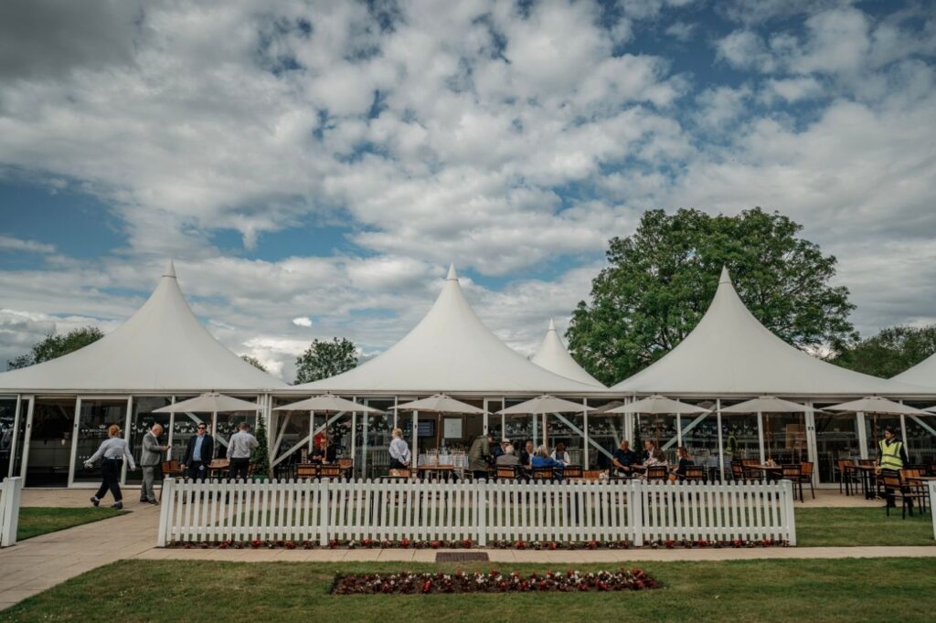 Package-image-riverbank-windsor-races